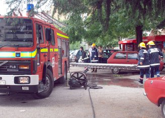 Požar, Vatrogasci