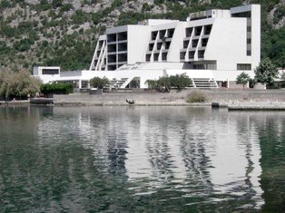 Hotel Teuta, Risan