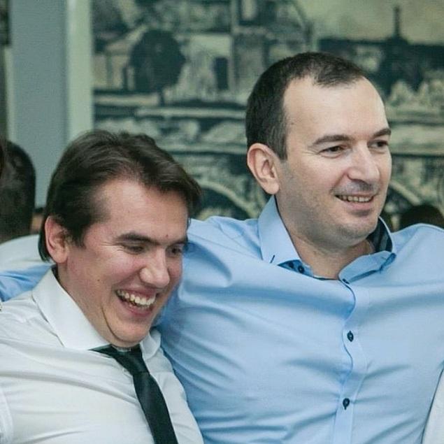 Miloš Bogdanović, Stojan Knežević