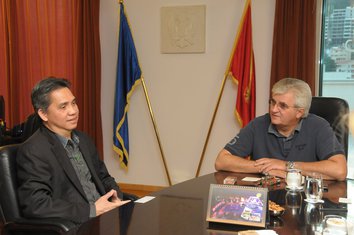 Hari Ričards Džejms Kandou, Žarko Radulović