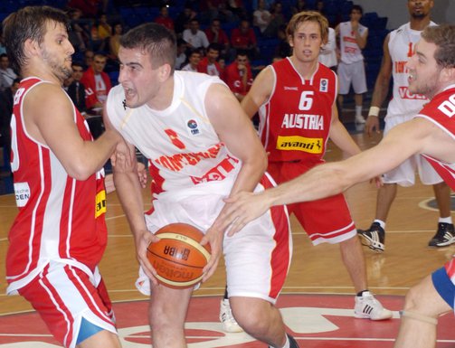 Bojan Bakić