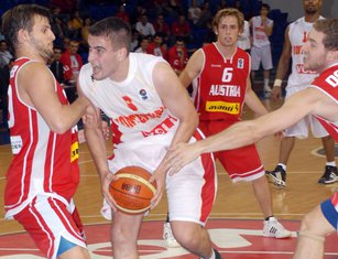 Bojan Bakić