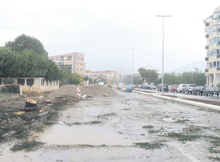 Sječa borova, Bulevar serdara Jola Piletića