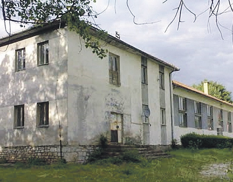 škola, Strahov Do