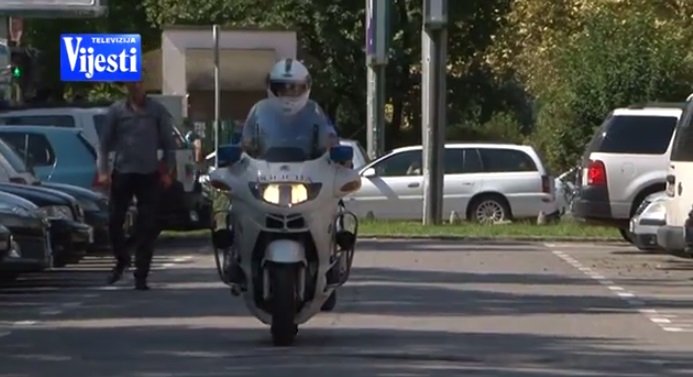 Motor, policija
