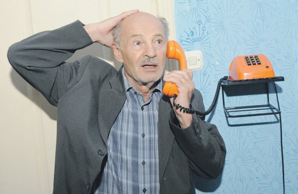 Mustafa Nadarević, Lud zbunjen normalan