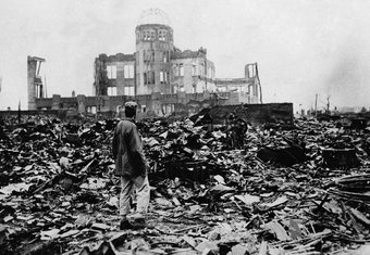 Hirošima, Atomska bomba