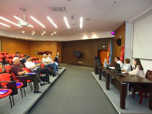 Javna rasprava, Tivat, Zakon o manjinama