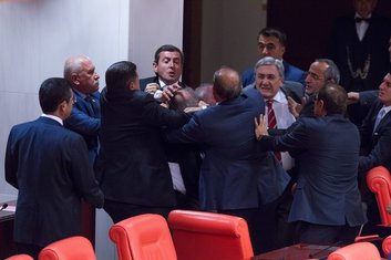 Turska, poslanici