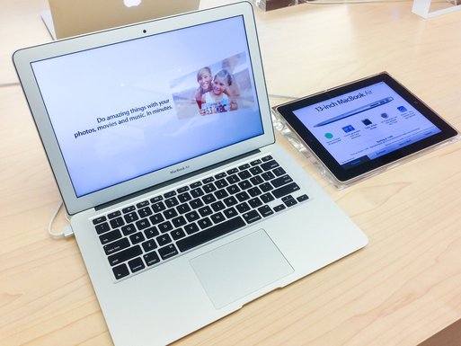 MacBook