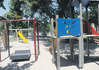 ljuljaške, park na Kruševcu