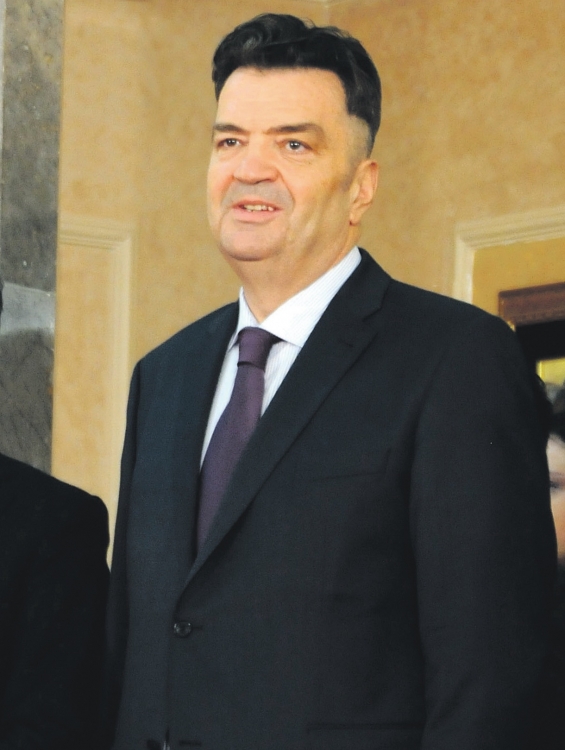 Duško Knežević