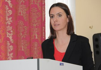 Olivera Komar