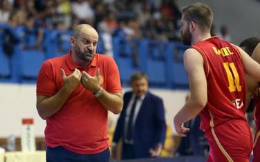 Zvezdan Mitrović i Nemanja Radović na meču sa Ukrajinom u Nikšiću