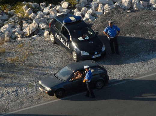 Policija patrola, radar