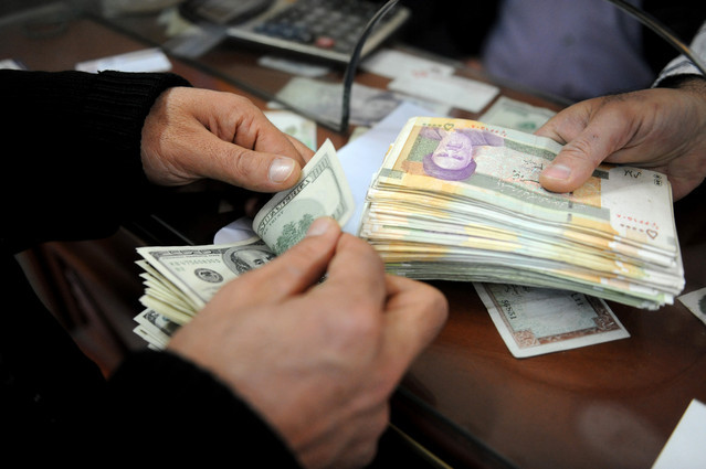 Rial, dolar