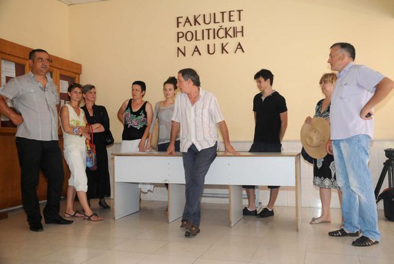 Fakultet političkih Protest roditelja
