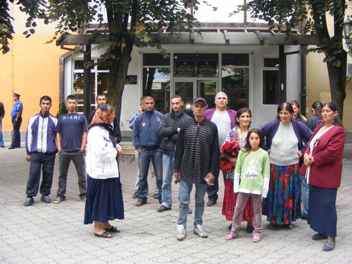 Romi Bilelo Polje Rakonje