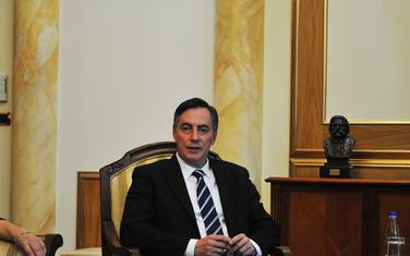 Stidi se zbog spora sa SAD: Veselji