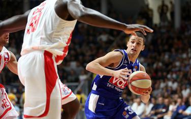 Petar Popović na meču sa Crvenom zvezdom