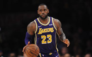 Lebron Džejms
