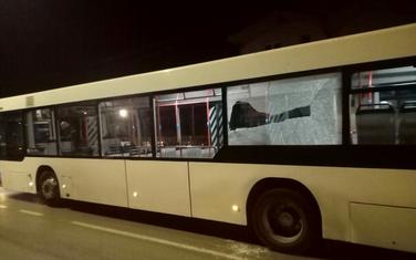 Jedan od pogođenih autobusa Gradskog saobraćaja