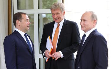Medvedev, Peskov i Putin