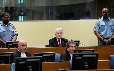 Karadžić juče u Hagu