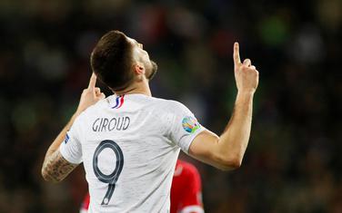 Olivije Žiru slavi gol u Kišinjevu