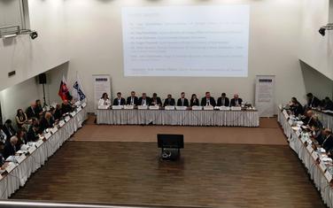 Sa konferencije u Bratislavi