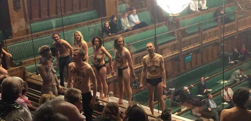 Sa performansa u Britanskom parlamentu