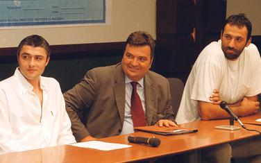 Iz perioda osnivanja Atlas Monta 2002. godine: Danilović, Knežević i Divac