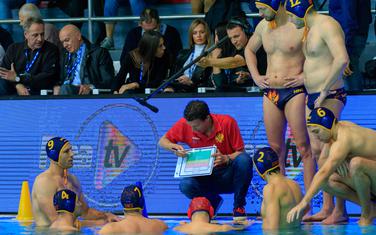 Crnogorski vaterpolisti i selektor Gojković