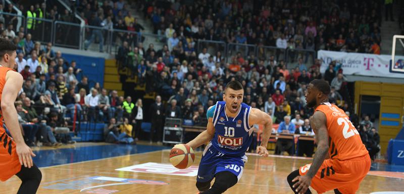Nemanja Gordić