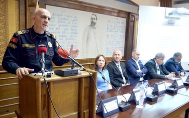 Uprava policije ne može sama riješiti probleme u lokalnoj zajednici