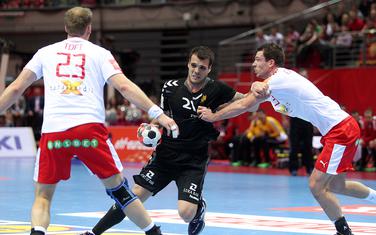 Vjerovatno najbolja utakmica Crne Gore: Vasko Ševaljević u duelu sa Danskom na EP u Poljskoj