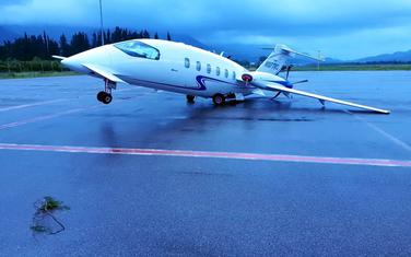 Lani u nevremenu oštećen avion na aerodromu Tivat