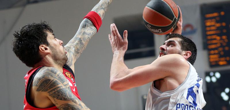 Uskoro zajedno: Barović u duelu sa Printezisom