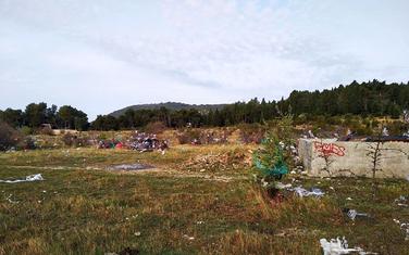 Spičansko polje zatrpano otpadom