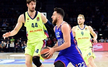 Micić u duelu sa Tomićm
