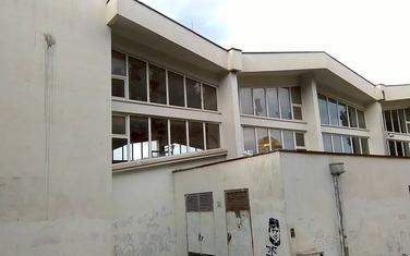 Polomljena stakla na sportskoj sali srednjih škola