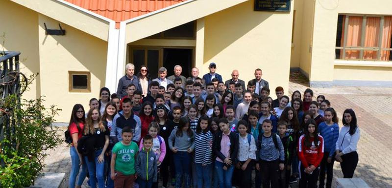 Đaci Ulcinja i Ostrosa zajedno