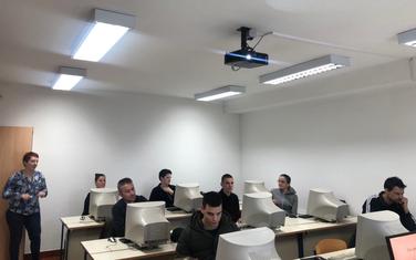 Sa časa obuke