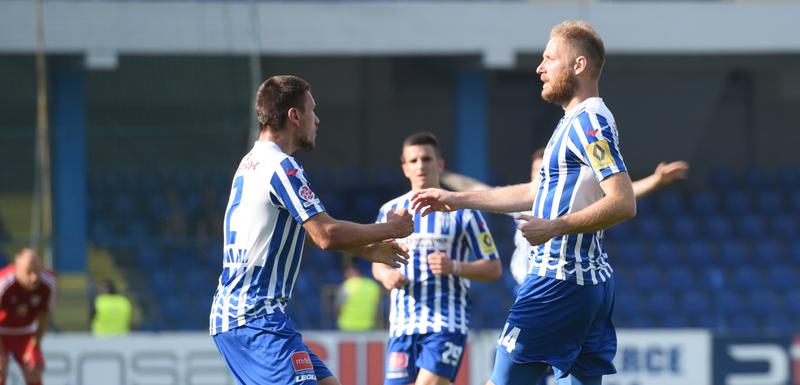 Periša Pešukić i Aleksandar Vujačić slave gol Budućnosti