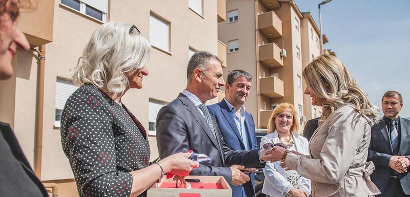 Hrapović uručuje ključeve