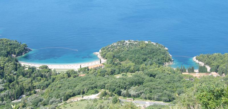 Brojni sadržaji na površini od 35 hektara: Kraljičina i Kraljeva plaža