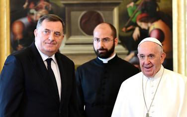 Dodik i papa Franjo