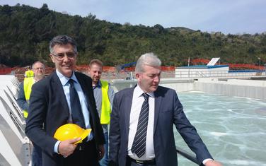 Bivši gradonačelnici Kotora i Tivta, Aleksandar Stijepčević i Ivan Novosel, u obilasku postrojenja 2016.