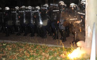 DPS ima mehanizme sile: Sa protesta tokom kojeg su se građani sukobili sa policijom
