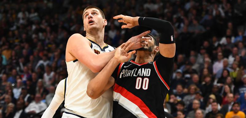 Jokić u duelu sa Kanterom